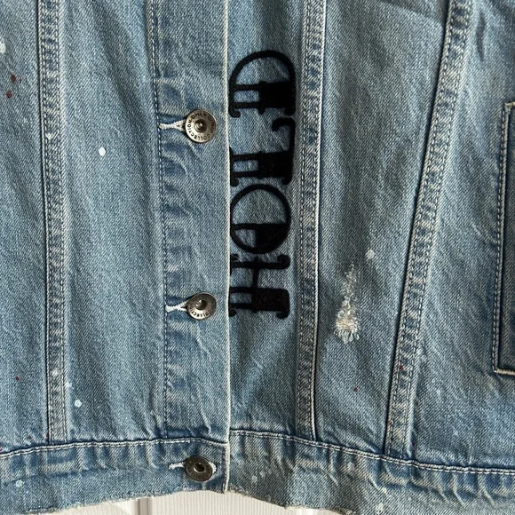 Only Jeans Distressed Denim Jacket Embroidered Playing Card Themed - Picture 4 of 9